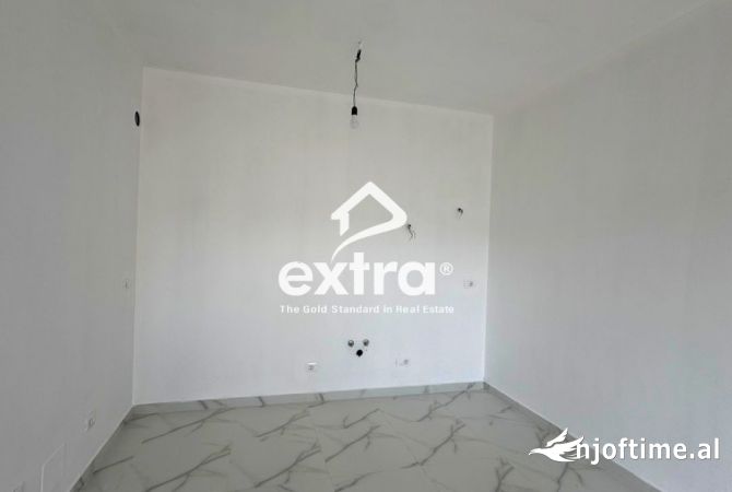 Ambient biznesi me qera 3+1 ne Tirane - 680 Euro