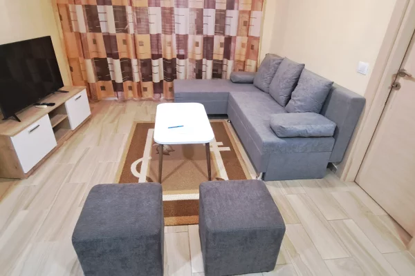 Shtepi me qera 1+1 ne Tirane - 570 Euro