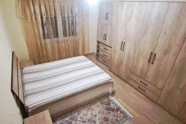 Shtepi me qera Apartament ne Tirane, 1+1, Mobilimi E mobiluar, Pagesa 570  Euro.