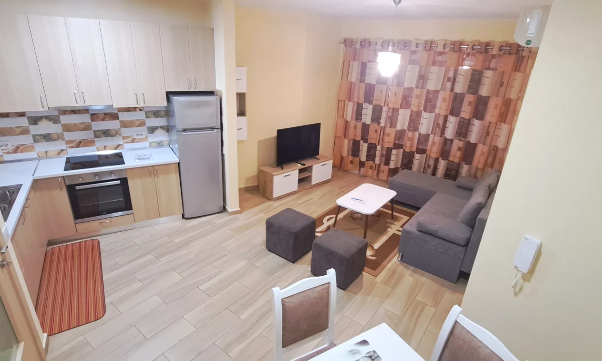 Shtepi me qera Apartament ne Tirane, 1+1, Mobilimi E mobiluar, Pagesa 570  Euro.