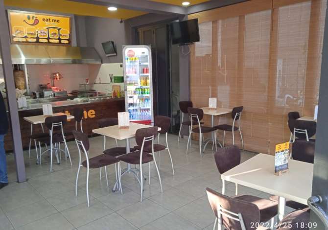 Ambiente Commerciale in Vendita 2+1 a Tirana - 20,000 Euro