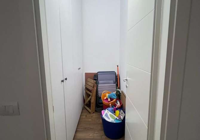 Shtepi ne shitje  ne Durres, 3+1, Mobilimi E mobiluar, Pagesa 260,000  Euro.