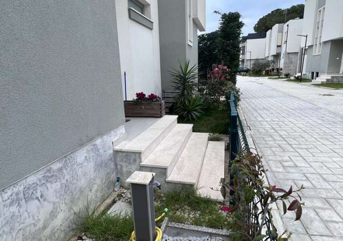 Shtepi ne shitje 3+1 ne Durres - 260,000 Euro
