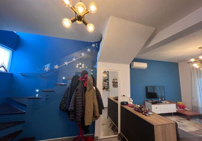 Shtepi ne shitje  ne Durres, 3+1, Mobilimi E mobiluar, Pagesa 260,000  Euro.