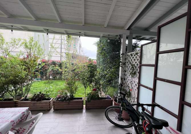 Shtepi ne shitje  ne Durres, 3+1, Mobilimi E mobiluar, Pagesa 260,000  Euro.