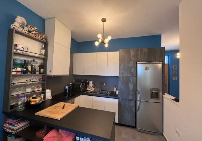 Shtepi ne shitje  ne Durres, 3+1, Mobilimi E mobiluar, Pagesa 260,000  Euro.