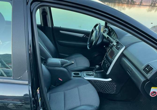 Noleggio Auto  a Tirana - 30 Euro