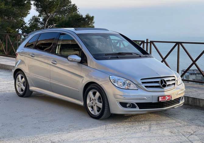 Noleggio Auto  a Tirana - 30 Euro