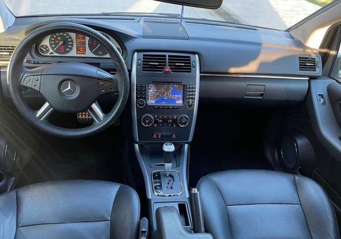 Noleggio Auto  a Tirana - 30 Euro