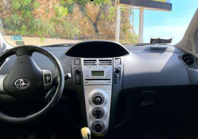 Noleggio Auto  a Valona - 35 Euro