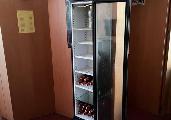 Pajisje biznesi ne shitje  ne Tirane - 4,000 Euro