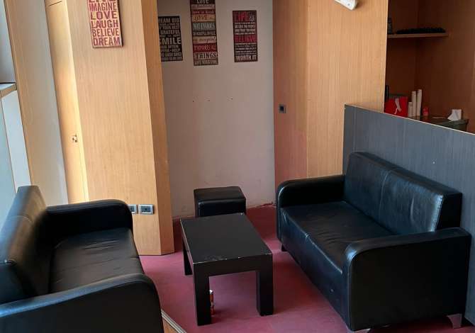 Shitet salle play station 