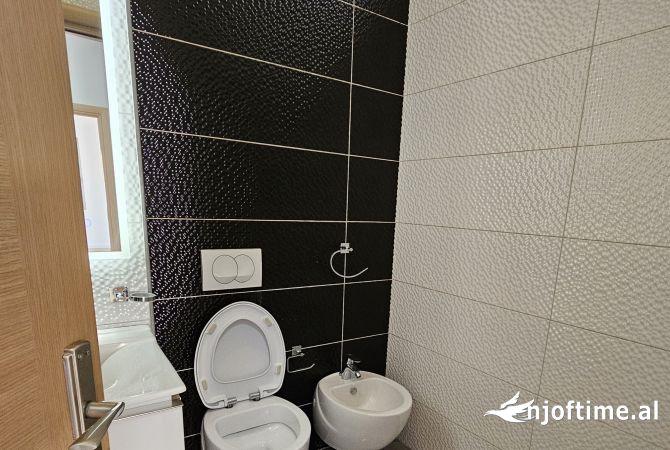 Shtepi ne shitje 2+1 ne Tirane - 173,000 Euro