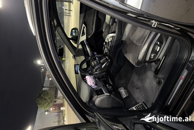 Auto in Vendita  a Tirana - 34,000 Euro