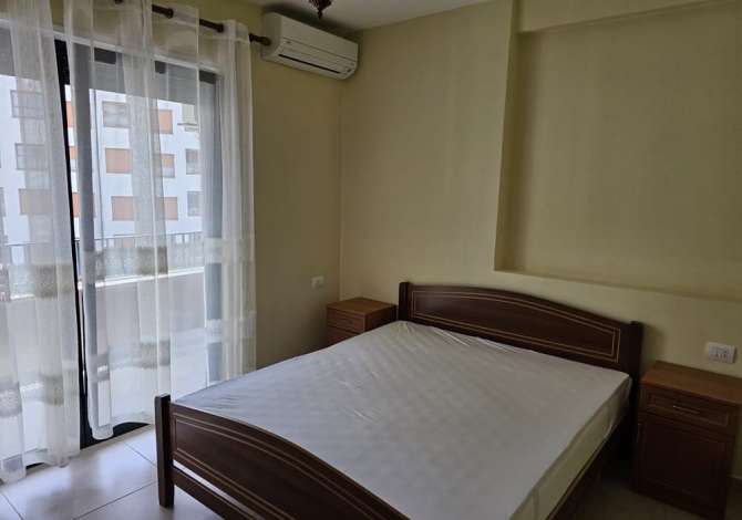 Shtepi me qera Apartament ne Tirane, 1+1, Mobilimi E mobiluar, Pagesa 35,000  Leke.