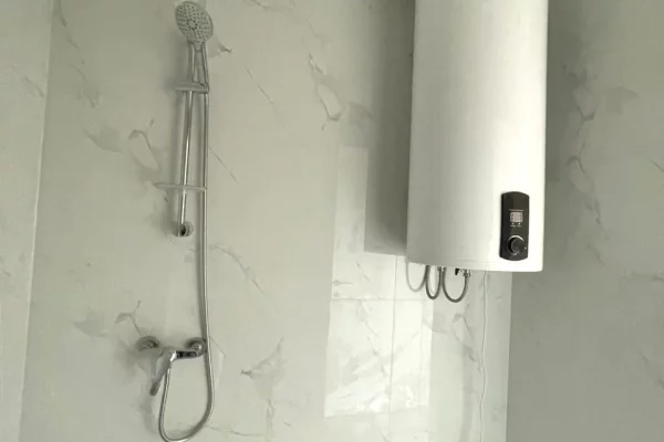 Shtepi ne shitje Apartament ne Tirane, 2+1, Mobilimi Bosh, pa mobiluar, Pagesa 152,750  Euro.