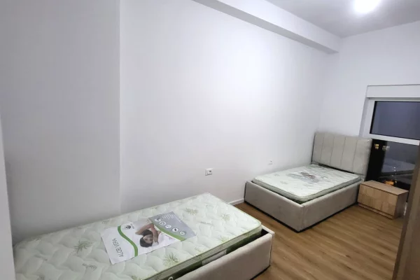 Shtepi me qera 2+1 ne Tirane - 550 Euro