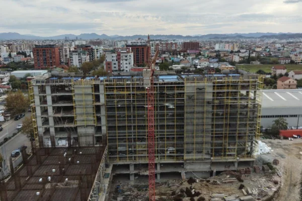 House for Sale 1+1 in Tirana - 49,400 Euro