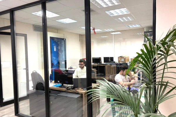 📍 Jepet me qira ambient zyrash – Qender