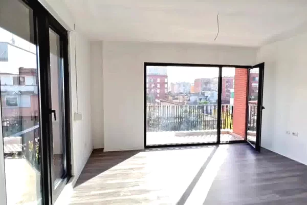 Apartment for sale in Tirana 1+1, Emty