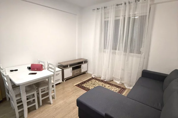 Shtepi me qera 1+1 ne Tirane - 500 Euro
