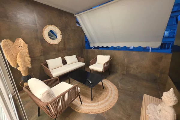 Shtepi ne shitje Apartament ne Tirane, 2+1, Mobilimi E mobiluar, Pagesa 320,000  Euro.