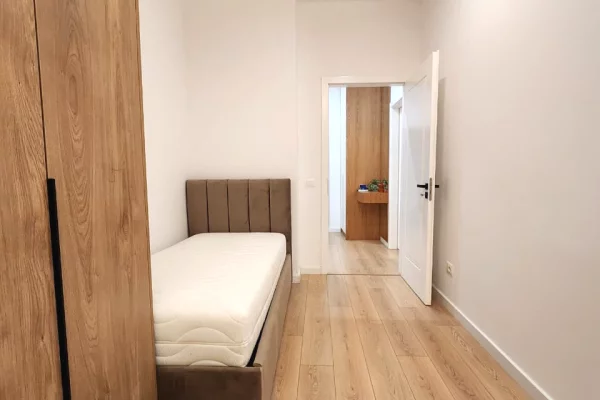 Shtepi me qera Apartament ne Tirane, 2+1, Mobilimi E mobiluar, Pagesa 1,500  Euro.