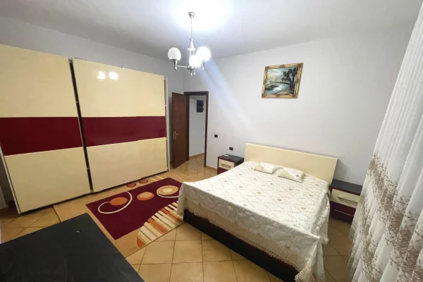 Shtepi me qera 1+1 ne Tirane - 350 Euro