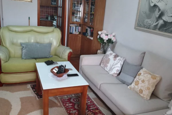 Shtepi ne shitje 2+1 ne Tirane - 130,000 Euro