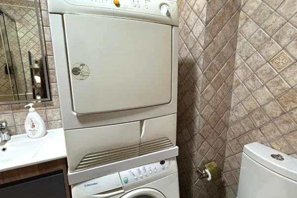 Shtepi me qera 1+1 ne Tirane - 800 Euro