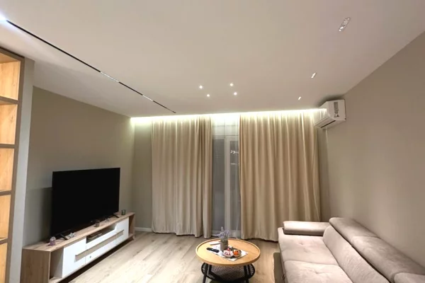 Shtepi me qera 2+1 ne Tirane - 648 Euro