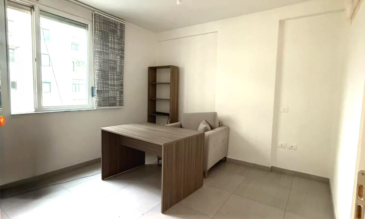 Shtepi me qera Apartament ne Tirane, 2+1, Mobilimi E mobiluar, Pagesa 600  Euro.