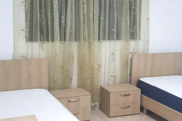 Shtepi me qera Apartament ne Tirane, 2+1, Mobilimi E mobiluar, Pagesa 600  Euro.