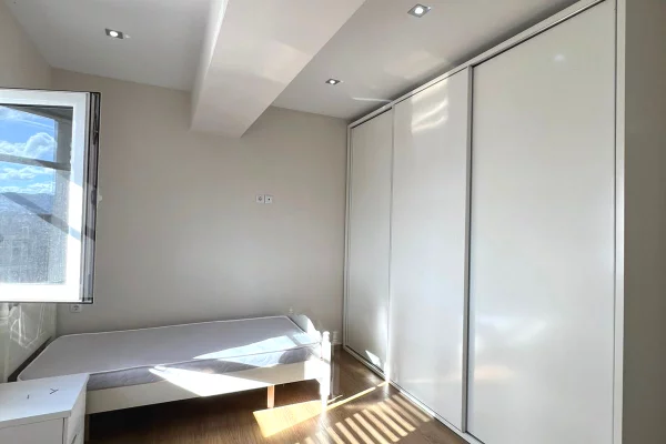 Shtepi me qera Apartament ne Tirane, 2+1, Mobilimi E mobiluar, Pagesa 600  Euro.