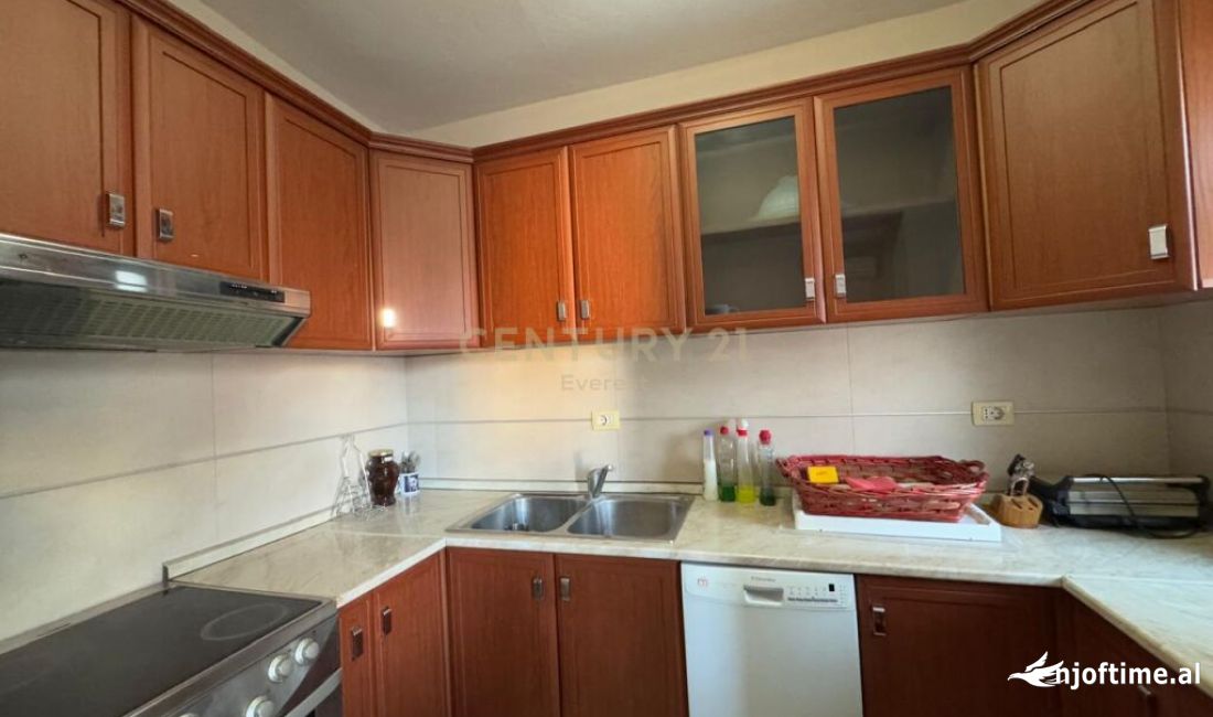 Apartment for rent in Tirana 2+1, Furnished
