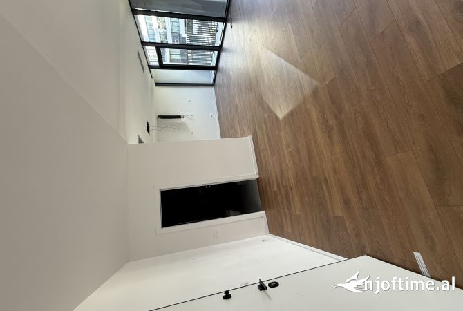Shtepi me qera 2+1 ne Tirane - 1,500 Euro