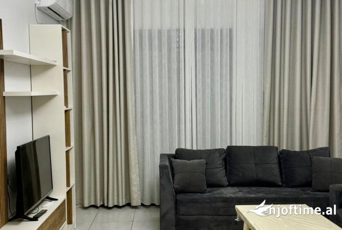 Shtepi me qera 2+1 ne Tirane - 500 Euro