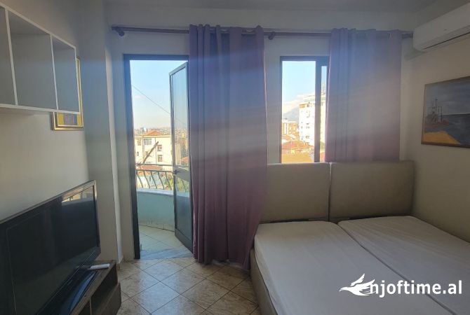 Shtepi me qera 1+1 ne Tirane - 350 Euro