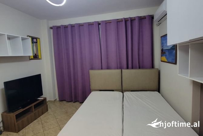 Shtepi me qera 1+1 ne Tirane - 350 Euro