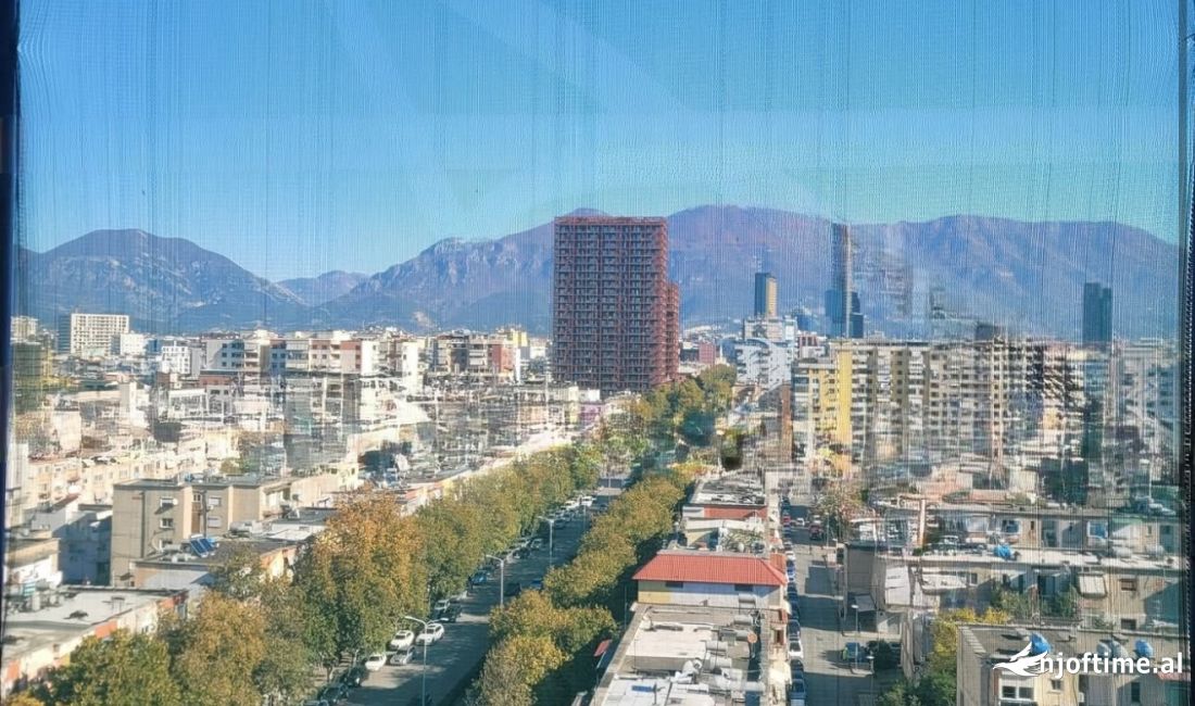 Shtepi ne shitje Apartament ne Tirane, 3+1, Mobilimi Bosh, pa mobiluar, Pagesa 334,500  Euro.