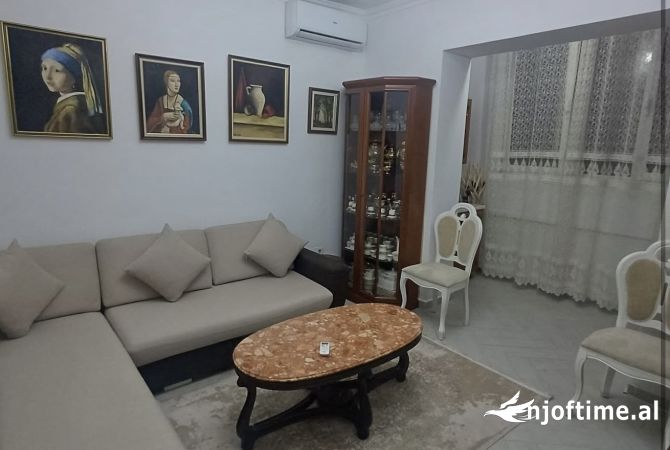 Shtepi ne shitje 1+1 ne Tirane - 110,000 Euro