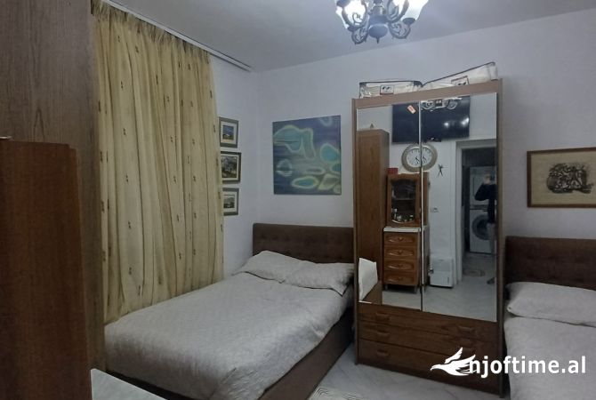 Shtepi ne shitje 1+1 ne Tirane - 110,000 Euro