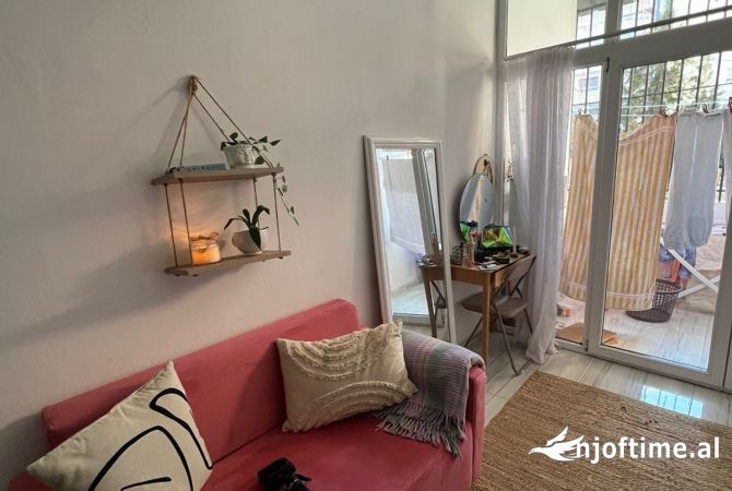 Shtepi ne shitje 1+1 ne Tirane - 75,000 Euro