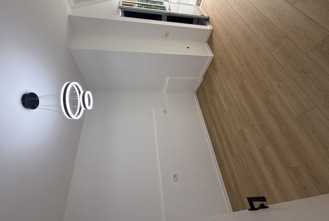Shtepi ne shitje Apartament ne Tirane, 2+1, Mobilimi Bosh, pa mobiluar, Pagesa 138,000  Euro.