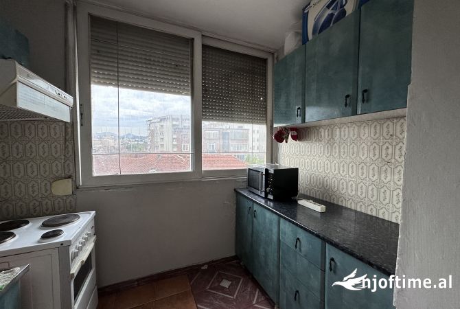 Shtepi me qera 1+1 ne Tirane - 450 Euro