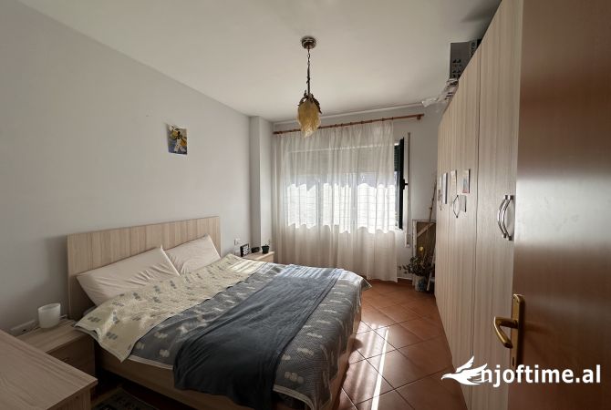 Shtepi me qera Apartament ne Tirane, 1+1, Mobilimi E mobiluar, Pagesa 620  Euro.
