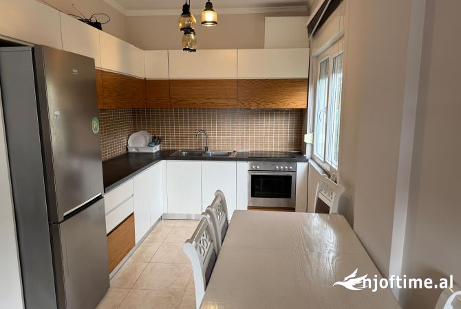 Shtepi me qera 2+1 ne Tirane - 500 Euro