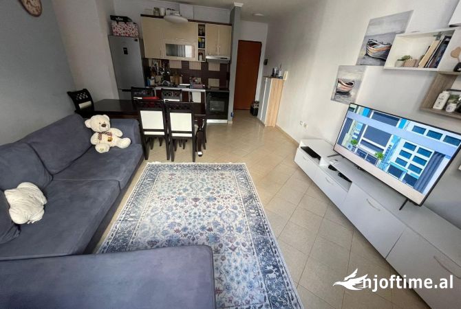 Shtepi me qera 3+1 ne Tirane - 500 Euro