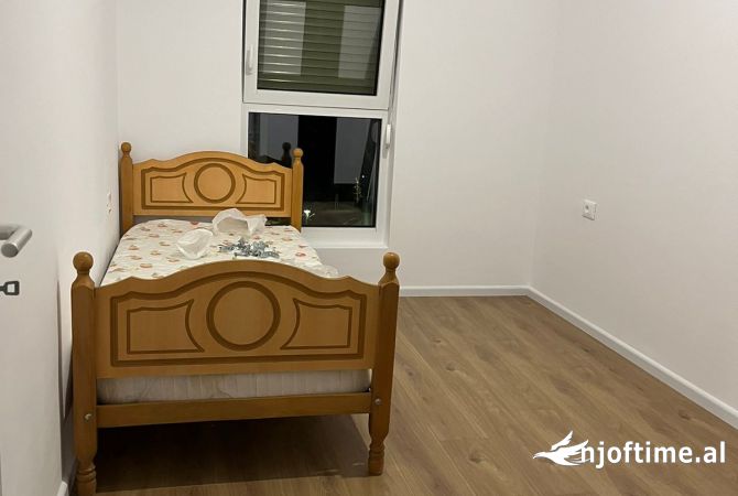 Shtepi me qera 2+1 ne Tirane - 450 Euro