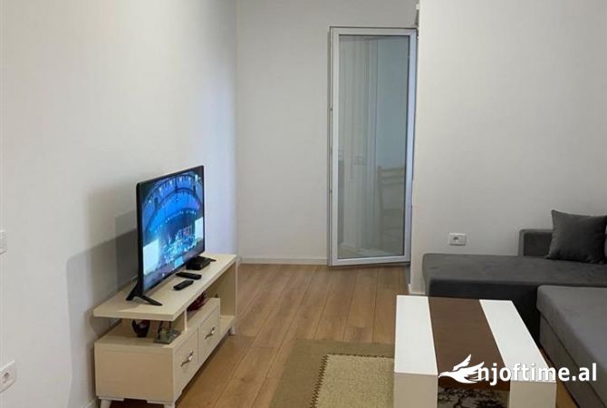 Shtepi ne shitje Apartament ne Tirane, 1+1, Mobilimi E mobiluar, Pagesa 108,200  Euro.